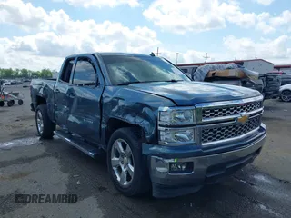 2014 Chevrolet Silverado 1500 LT with VIN 1GCRCREC8EZ208300, listed as a IAAI auction lot 42134223 with 69,092 mi miles and . Bid and sale history available at DreamBid. Image 1.