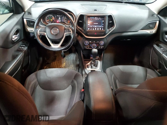 2016 Jeep Cherokee Altitude with VIN 1C4PJLCB5GW274201, listed as a Copart auction lot 81556304 with 130,582 mi miles and Salvage Title. Bid and sale history available at carsss.com. Image 8.