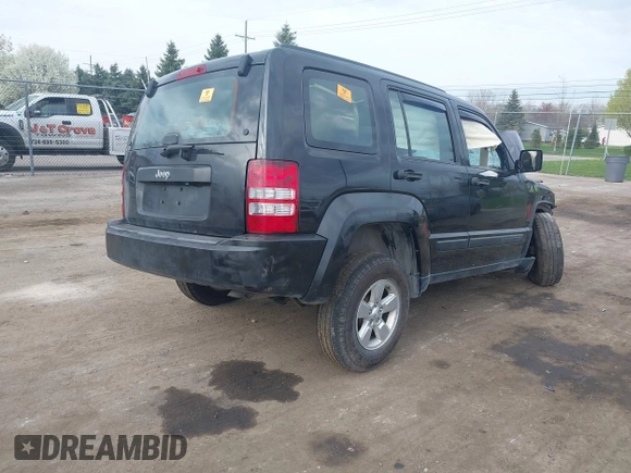 2012 Jeep Liberty Sport z VIN 1C4PJMAK8CW196015, wystawiony jako IAAI lot #42093090 z przebiegiem Nie podano mil oraz . Historia ofert i sprzedaży dostępna na DreamBid. Obrazek 4.