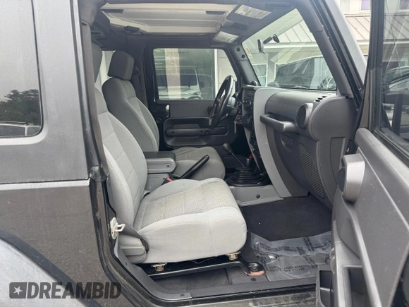 2007 Jeep Wrangler Rubicon с VIN 1J4GA64127L170574, выставлен на аукционе Copart как лот 60906965 с пробегом 142 976 миль миль и Чистый • Clean title. История ставок и продаж доступна на DreamBid. Изображение 5.