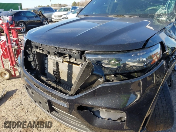 2022 Ford Police Interceptor Utility z VIN 1FM5K8AB8NGC43077, wystawiony jako IAAI lot #41484524 z przebiegiem 26 270 mil mil oraz . Historia ofert i sprzedaży dostępna na DreamBid. Obrazek 19.