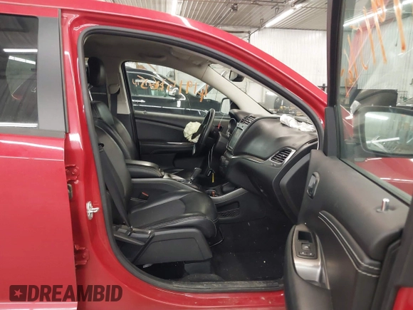 2016 Dodge Journey Crossroad Plus z VIN 3C4PDDGGXGT245673, wystawiony jako IAAI lot #41915165 z przebiegiem 124 861 mil mil oraz . Historia ofert i sprzedaży dostępna na DreamBid. Obrazek 5.