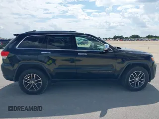2017 Jeep Grand Cherokee Limited with VIN 1C4RJEBG8HC633898, listed as a IAAI auction lot 42361986 with 175,858 mi miles and . Bid and sale history available at DreamBid. Image 13.