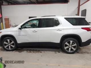 2018 Chevrolet Traverse LT Leather with VIN 1GNEVHKW3JJ230464, listed as a IAAI auction lot 41184358 with 132,189 mi miles. Bid and sale history available at carsss.com. Image 14.