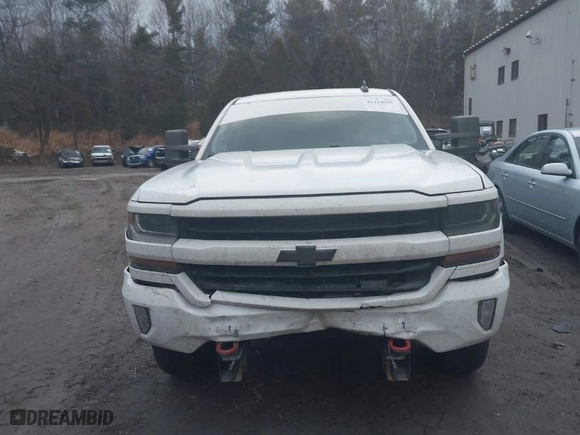 2016 Chevrolet Silverado 1500 LT with VIN 1GCVKREC2GZ103529, listed as a IAAI auction lot 41114085 with 140,841 mi miles. Bid and sale history available at carsss.com. Image 12.