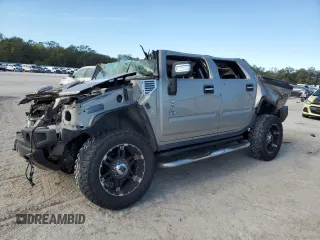 2006 Hummer H2 with VIN 5GRGN22U86H118771, listed as a Copart auction lot 88854375 with 0 mi miles and Non Repairable. Bid and sale history available at carsss.com. Image 1.
