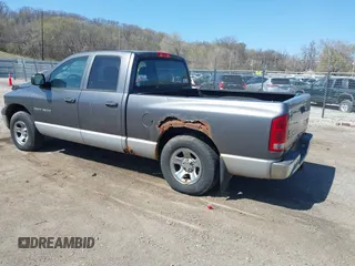 2003 Dodge 1500 ST z VIN 1D7HU18D33J644973, wystawiony jako IAAI lot #41992108 z przebiegiem 176 023 mil mil oraz . Historia ofert i sprzedaży dostępna na DreamBid. Obrazek 3.
