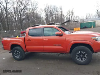 2018 Toyota Tacoma SR with VIN 3TMCZ5AN4JM161623, listed as a IAAI auction lot 41677439 with 75,549 mi miles. Bid and sale history available at carsss.com. Image 13.