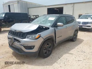 2018 Jeep Compass Latitude with VIN 3C4NJCBBXJT494116, listed as a IAAI auction lot 42150992 with 96,125 mi miles and . Bid and sale history available at DreamBid. Image 2.
