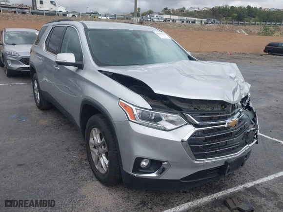 2021 Chevrolet Traverse LT Cloth with VIN 1GNERGKW7MJ257900, listed as a IAAI auction lot 41493360 with 47,412 mi miles. Bid and sale history available at carsss.com. Image 1.