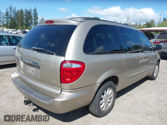 2003 Chrysler Town & Country LXi with VIN 2C8GP54L13R274683, listed as a IAAI auction lot 42150277 with 151,477 mi miles. Bid and sale history available at carsss.com. Image 4.