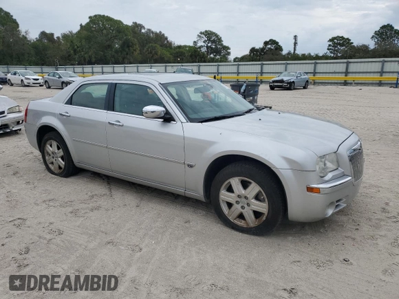 2006 Chrysler 300 C with VIN 2C3KK63H86H345499, listed as a Copart auction lot 87610725 with 171,589 mi miles and Salvage Title. Bid and sale history available at carsss.com. Image 4.
