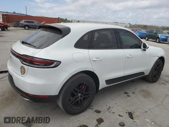 2019 Porsche Macan with VIN WP1AA2A51KLB05881, listed as a Copart auction lot 45743885 with 54,143 mi miles and Salvage title. Bid and sale history available at DreamBid. Image 3.