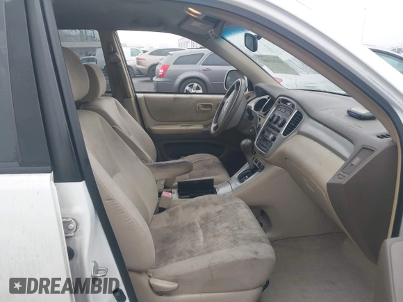 2006 Toyota Highlander z VIN JTEGP21A560123892, wystawiony jako IAAI lot #41241680 z przebiegiem 282 092 mil mil oraz . Historia ofert i sprzedaży dostępna na DreamBid. Obrazek 5.