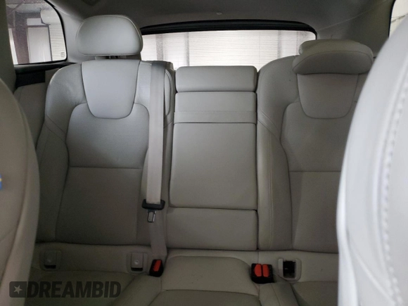 2018 Volvo XC60 Inscription with VIN YV4A22RL0J1025920, listed as a Copart auction lot 41973305 with 90,163 mi miles and Salvage Title. Bid and sale history available at DreamBid. Image 10.