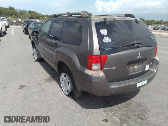 2005 Mitsubishi Endeavor LS with VIN 4A4MM21S65E044878, listed as a IAAI auction lot 40503526 with 186,503 mi miles. Bid and sale history available at carsss.com. Image 3.