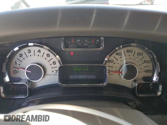2013 Ford Expedition Limited с VIN 1FMJU1K54DEF41175, выставлен на аукционе Copart как лот 54819105 с пробегом 167 837 миль миль и На запчасти • Non repairable. История ставок и продаж доступна на DreamBid. Изображение 9.