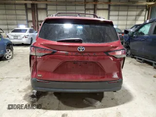 2021 Toyota Sienna XLE with VIN 5TDJRKEC2MS068568, listed as a Copart auction lot 47286955 with 2,523 mi miles and Salvage title. Bid and sale history available at DreamBid. Image 6.