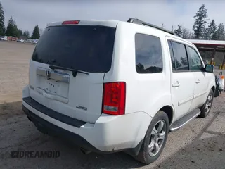 2013 Honda Pilot EX-L with VIN 5FNYF4H68DB036950, listed as a IAAI auction lot 41877107 with 178,435 mi miles and . Bid and sale history available at carsss.com. Image 4.