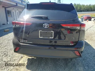 2021 Toyota Highlander XLE with VIN 5TDGZRAH4MS080595, listed as a Copart auction lot 61874615 with 56,315 mi miles and Salvage title. Bid and sale history available at DreamBid. Image 6.