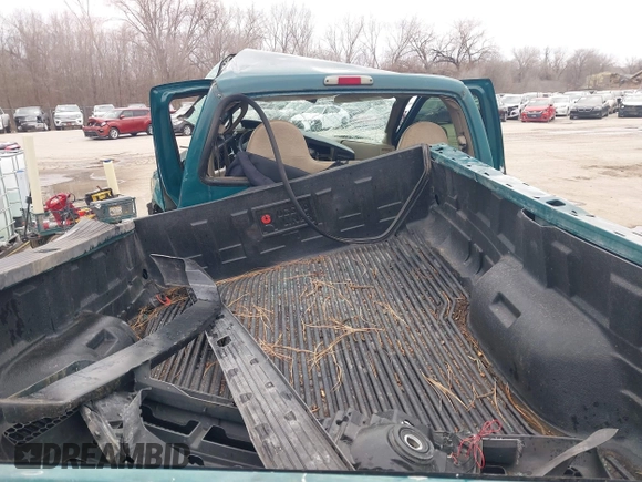 2005 Ford F-250 XL with VIN 1FTSF20P75EC43265, listed as a IAAI auction lot 41496196 with Not provided miles and . Bid and sale history available at DreamBid. Image 12.