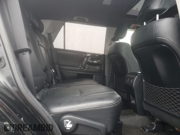 2020 Toyota 4Runner SR5 with VIN JTEBU5JR1L5806679, listed as a Copart auction lot 59961805 with 82,827 mi miles and Salvage title. Bid and sale history available at DreamBid. Image 11.