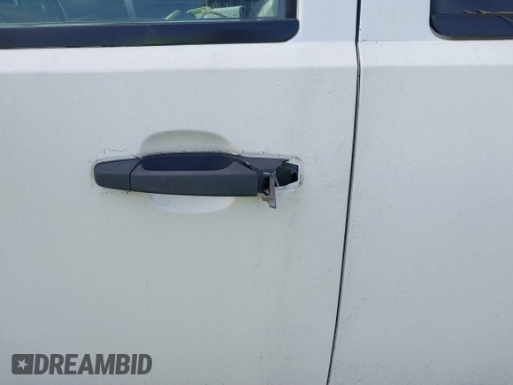 2011 Chevrolet Silverado 1500 LT with VIN 1GCRKSE01BZ264610, listed as a IAAI auction lot 41470836 with 250,686 mi miles and . Bid and sale history available at DreamBid. Image 19.