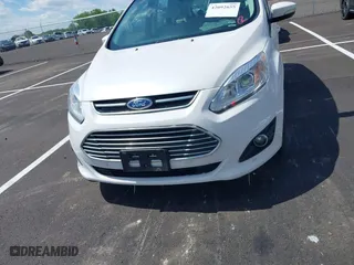 2017 Ford C-Max Energi Titanium with VIN 1FADP5FU4HL103927, listed as a IAAI auction lot 42092655 with 96,193 mi miles. Bid and sale history available at carsss.com. Image 6.
