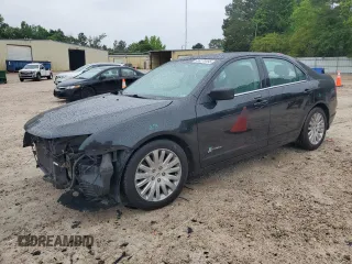 2011 Ford Fusion Hybrid with VIN 3FADP0L33BR102906, listed as a Copart auction lot 58270495 with 272,543 mi miles and Salvage title. Bid and sale history available at DreamBid. Image 1.