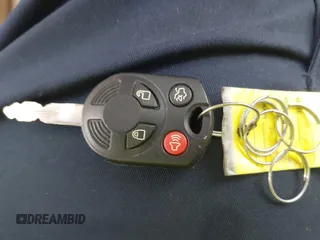 2010 Ford Escape Limited с VIN 1FMCU0EG1AKD30643, выставлен на аукционе IAAI как лот 42241302 с пробегом 180 142 миль миль и . История ставок и продаж доступна на DreamBid. Изображение 11.