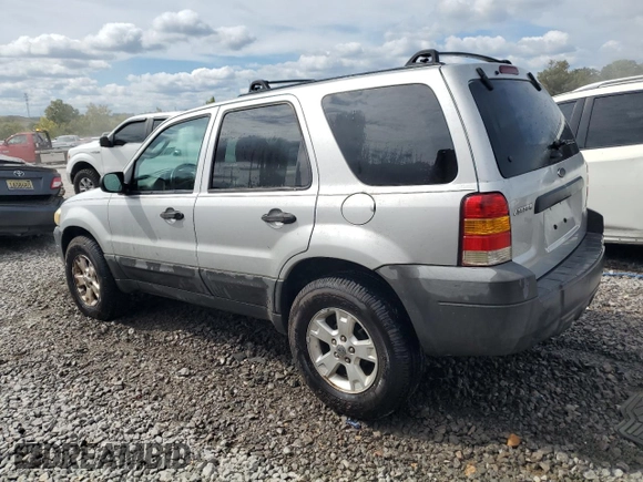 2005 Ford Escape XLS Value with VIN 1FMYU02Z85DA14324, listed as a Copart auction lot 73111164 with 212,118 mi miles and Salvage Title. Bid and sale history available at DreamBid. Image 2.