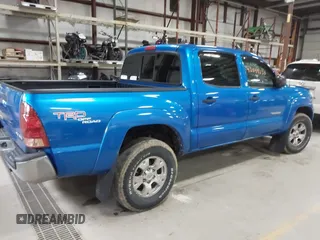 2008 Toyota Tacoma z VIN 5TELU42N18Z559778, wystawiony jako IAAI lot #42049220 z przebiegiem 237 385 mil mil oraz . Historia ofert i sprzedaży dostępna na DreamBid. Obrazek 4.