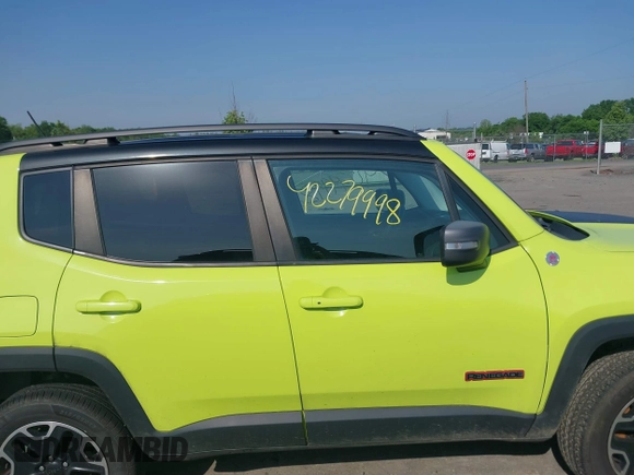 2017 Jeep Renegade Trailhawk z VIN ZACCJBCB0HPF27223, wystawiony jako IAAI lot #42279998 z przebiegiem 166 836 mil mil oraz . Historia ofert i sprzedaży dostępna na DreamBid. Obrazek 13.