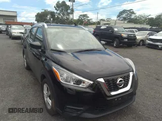 2019 Nissan Kicks SV with VIN 3N1CP5CU2KL505177, listed as a IAAI auction lot 39152489 with 36,130 mi miles. Bid and sale history available at carsss.com. Image 1.