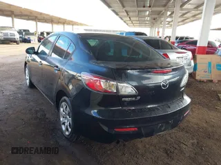 2013 Mazda Mazda3 i Sport with VIN JM1BL1U88D1711290, listed as a IAAI auction lot 41756747 with 100,570 mi miles. Bid and sale history available at carsss.com. Image 3.