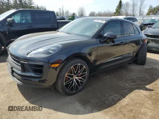 2023 Porsche Macan S z VIN WP1AG2A56PLB38395, wystawiony jako Copart lot #52857755 z przebiegiem 18 881 mil mil oraz Czysty tytuł • Clean title. Historia ofert i sprzedaży dostępna na DreamBid. Obrazek 1.