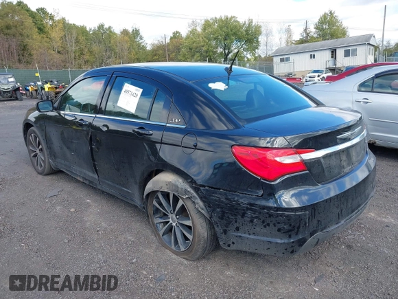 2013 Chrysler 200 Limited with VIN 1C3CCBCG5DN617075, listed as a IAAI auction lot 40571420 with 179,750 mi miles. Bid and sale history available at carsss.com. Image 3.