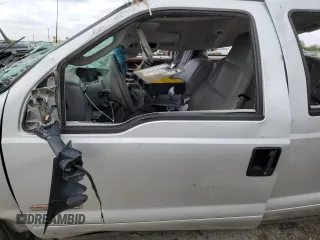 2003 Ford F-350 XL с VIN 1FTSW31PX3EC73121, выставлен на аукционе Copart как лот 54768805 с пробегом Не указан миль и Списание • Salvage title. История ставок и продаж доступна на DreamBid. Изображение 7.