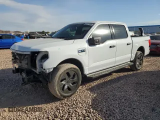 2024 Ford F-150 Lightning XLT z VIN 1FTVW3LK8RWG07888, wystawiony jako Copart lot #87741505 z przebiegiem 2 313 mil mil oraz Szkoda całkowita • Salvage title. Historia ofert i sprzedaży dostępna na DreamBid. Obrazek 1.