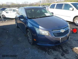2013 Chevrolet Cruze LS with VIN 1G1PA5SH6D7132584, listed as a IAAI auction lot 41880780 with 15,197 mi miles. Bid and sale history available at carsss.com. Image 1.