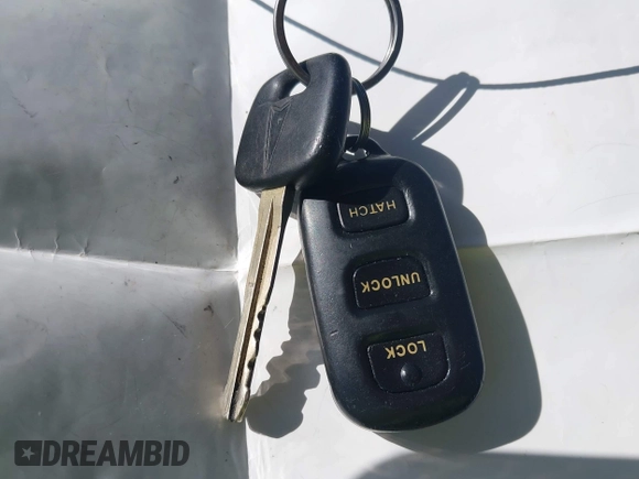 2003 Pontiac Vibe z VIN 5Y2SL62813Z404110, wystawiony jako IAAI lot #42300385 z przebiegiem 247 657 mil mil oraz . Historia ofert i sprzedaży dostępna na DreamBid. Obrazek 11.