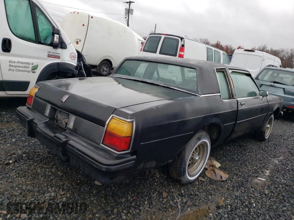 1985 Oldsmobile 88 z VIN 1G3BN37Y4FY310105, wystawiony jako Copart lot #81646554 z przebiegiem 102 029 mil mil oraz Czysty tytuł • Clean title. Historia ofert i sprzedaży dostępna na DreamBid. Obrazek 3.