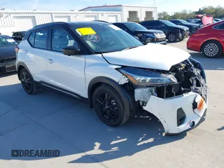 2023 Nissan Kicks SR with VIN 3N1CP5DV2PL525217, listed as a IAAI auction lot 41690577 with 9,556 mi miles and . Bid and sale history available at DreamBid. Image 1.