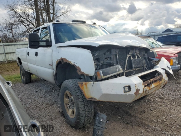 2004 Chevrolet Silverado 3500 DRW z VIN 1GCJK33104F120422, wystawiony jako Copart lot #78437134 z przebiegiem 277 609 mil mil oraz Szkoda całkowita • Salvage title. Historia ofert i sprzedaży dostępna na DreamBid. Obrazek 4.