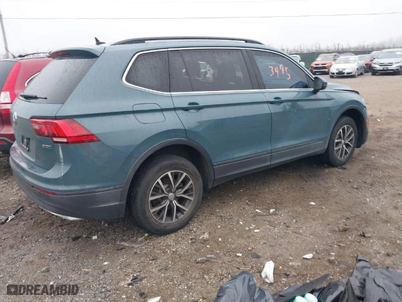 2019 Volkswagen Tiguan SE with VIN 3VV2B7AX1KM093510, listed as a IAAI auction lot 41943495 with 52,491 mi miles. Bid and sale history available at carsss.com. Image 4.