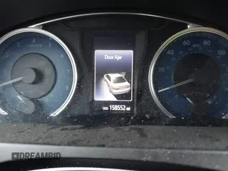 2017 Toyota Camry XLE with VIN 4T1BF1FK2HU669201, listed as a IAAI auction lot 41586166 with 158,552 mi miles. Bid and sale history available at carsss.com. Image 7.