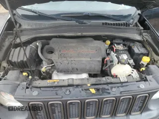 2016 Jeep Renegade Latitude with VIN ZACCJBBT3GPD31592, listed as a Copart auction lot 55438315 with 165,912 mi miles and Clean Title. Bid and sale history available at DreamBid. Image 12.