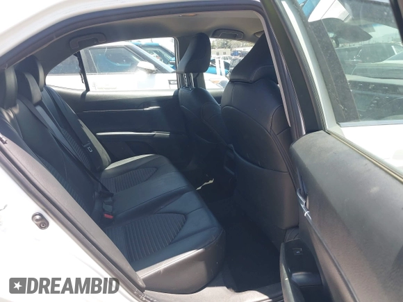 2018 Toyota Camry LE with VIN 4T1B11HK5JU007856, listed as a IAAI auction lot 42531732 with 121,020 mi miles and . Bid and sale history available at DreamBid. Image 8.
