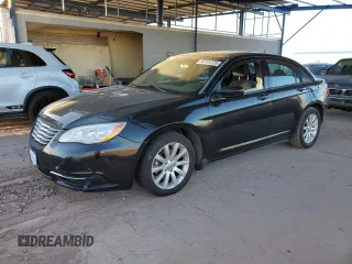 2014 Chrysler 200 Touring with VIN 1C3CCBBB1EN137252, listed as a Copart auction lot 55151275 with 132,878 mi miles and Clean Title. Bid and sale history available at carsss.com. Image 1.