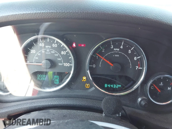 2016 Jeep Wrangler Unlimited Sahara with VIN 1C4BJWEG9GL194499, listed as a IAAI auction lot 42519265 with 84,432 mi miles and . Bid and sale history available at DreamBid. Image 7.
